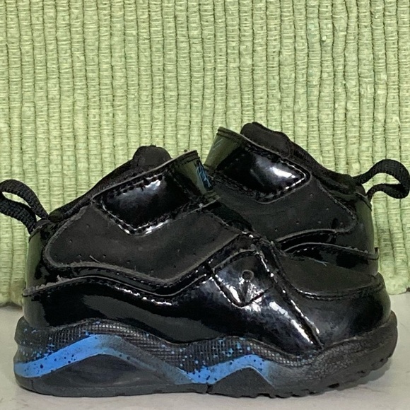 Nike Air Jordan True Flight Kids Black/Blue Athletic Sneakers Shoes Size US 4C - Picture 6 of 9